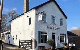 Pear & Olive Cottage
